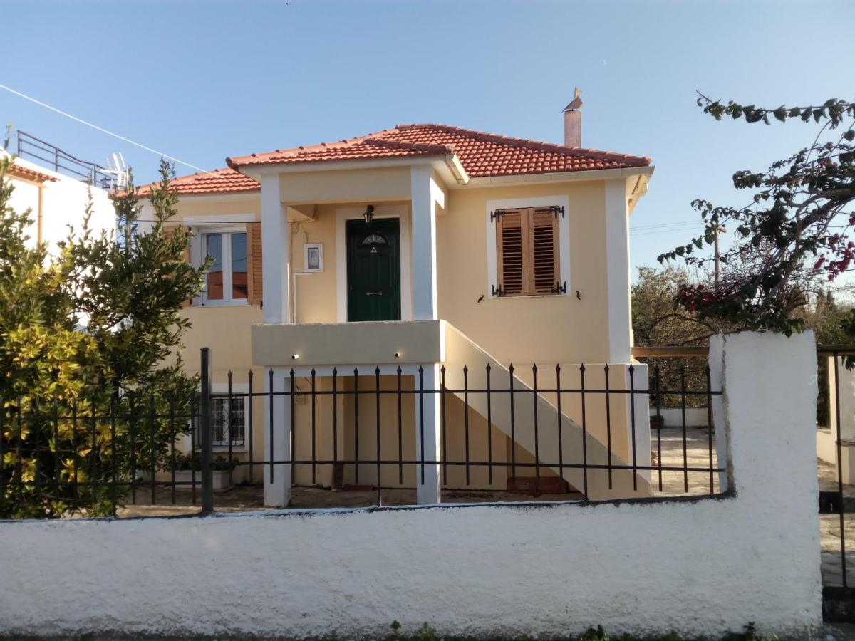 Traditional Village House Méson Yerakaríon Exterior foto