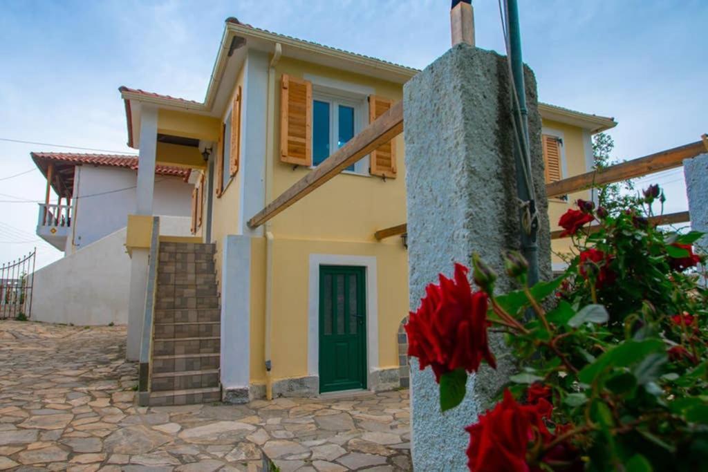 Traditional Village House Méson Yerakaríon Exterior foto